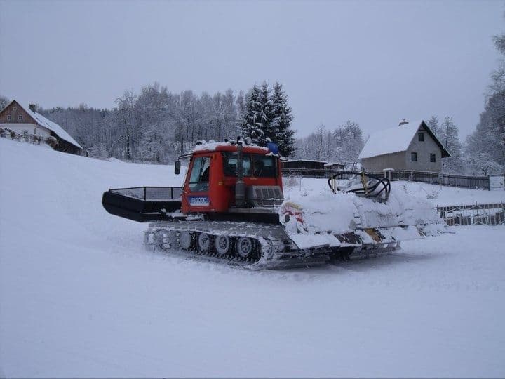 Rolba PistenBully PB 200D 2